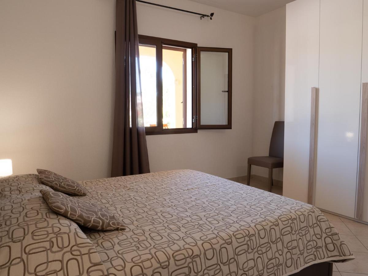 Casa Vacanza La Suaredda San Teodoro  Exterior foto