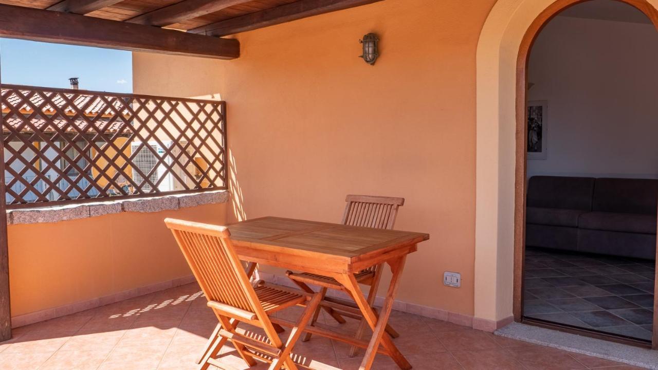 Casa Vacanza La Suaredda San Teodoro  Exterior foto