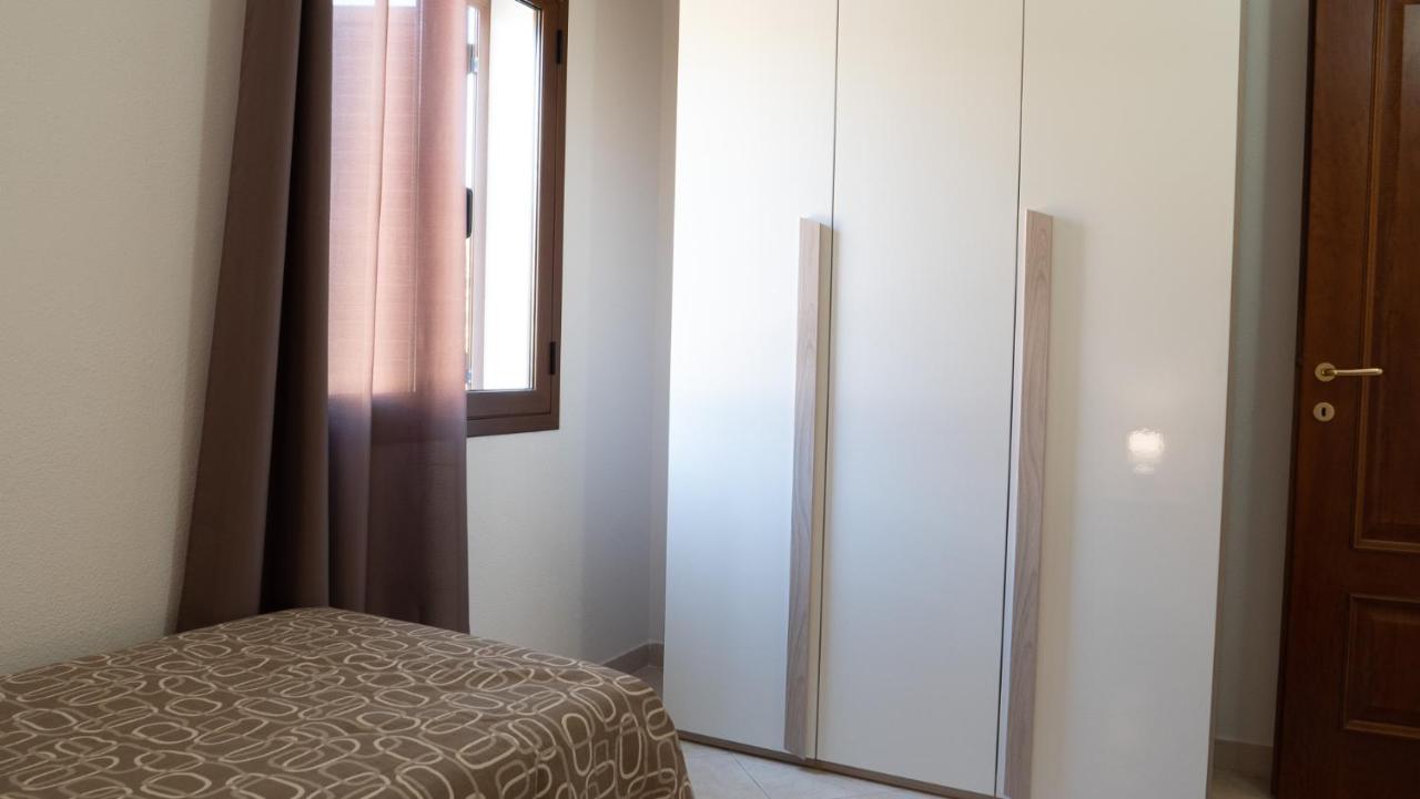 Casa Vacanza La Suaredda San Teodoro  Exterior foto